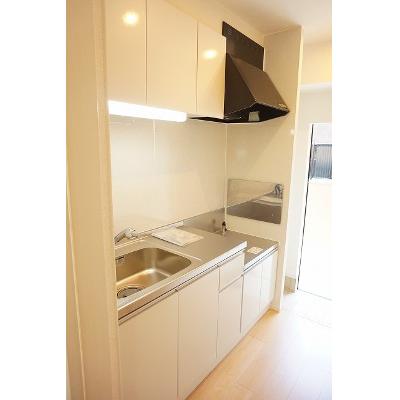 花梨Ⅰ 102【管理NO：1-023442401-01020】 ★家具家電は申し込み後に搬入します 2026年08月下旬入居可能の物件画像