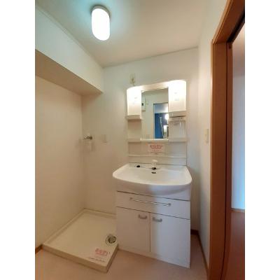 カルムＣ 202【管理NO：1-014592401-02020】 ★家具家電は申し込み後に搬入します 2026年08月下旬入居可能の物件画像