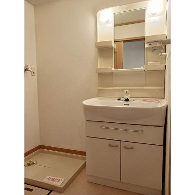 クレメント・エヌ　Ａ 102【管理NO：1-012878001-01020】 ★家具家電は申し込み後に搬入します★の物件画像