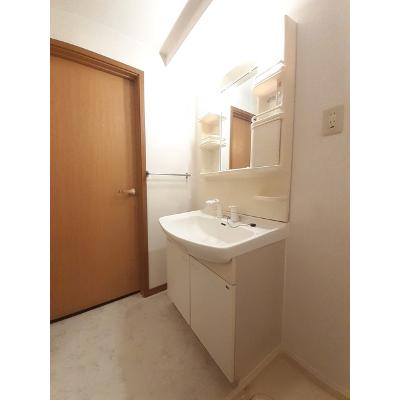 クレールコート 203【管理NO：1-007359901-02030】 ★家具家電は申し込み後に搬入します★の物件画像