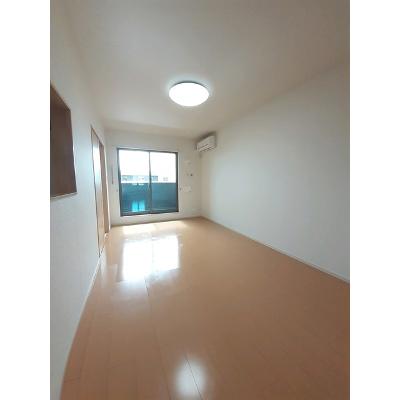 リバーサイド２ 303【管理NO：1-019441701-03030】 ★家具家電は申し込み後に搬入します★の物件画像