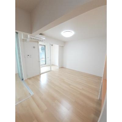 ココ・アポロ 102【管理NO：1-026421801-01020】 ★家具家電は申し込み後に搬入します 2026年09月中旬入居可能の物件画像