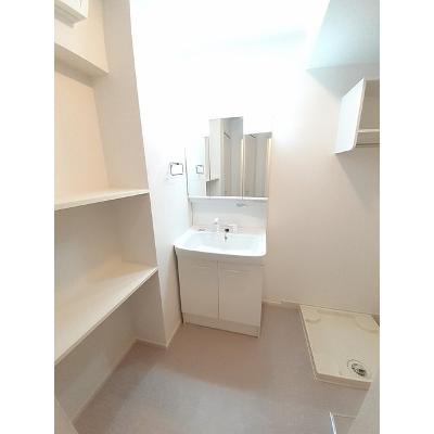 ココ・アポロ 102【管理NO：1-026421801-01020】 ★家具家電は申し込み後に搬入します 2026年09月中旬入居可能の物件画像