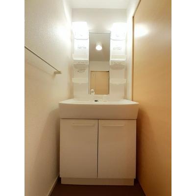 プラシード浜 201【管理NO：1-017565201-02010】 ★家具家電は申し込み後に搬入します 2026年08月下旬入居可能の物件画像