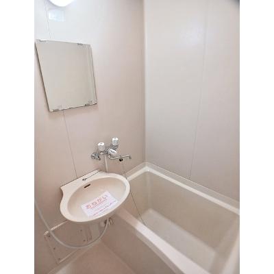 ファミールわかば 201【管理NO：1-004820801-02010】 ★家具家電は申し込み後に搬入します★の物件画像