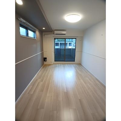 レイル　ヤード　中山　Ⅱ 301【管理NO：1-027084002-03010】 ★家具家電は申し込み後に搬入します★の物件画像