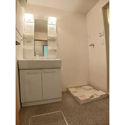 花水木　一番館 203【管理NO：1-016968001-02030】 ★家具家電は申し込み後に搬入します★の物件画像