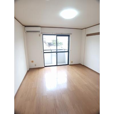 グレンツェン　シャロッセ 103【管理NO：1-011249201-01030】 ★家具家電は申し込み後に搬入します 2026年08月上旬入居可能の物件画像