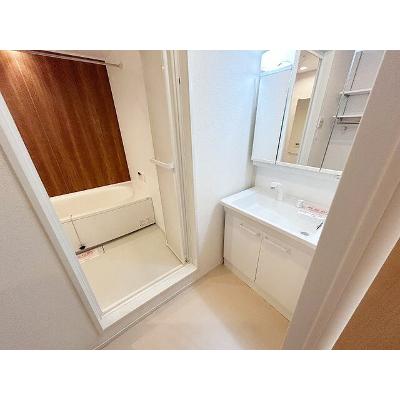 リバー・イーストⅡ 102【管理NO：1-023816902-01020】 ★家具家電は申し込み後に搬入します★の物件画像