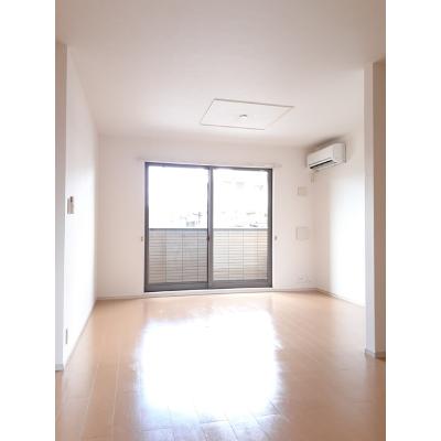 エレガンソ－レⅢ 102【管理NO：1-017661001-01020】 ★家具家電は申し込み後に搬入します 2026年08月中旬入居可能の物件画像