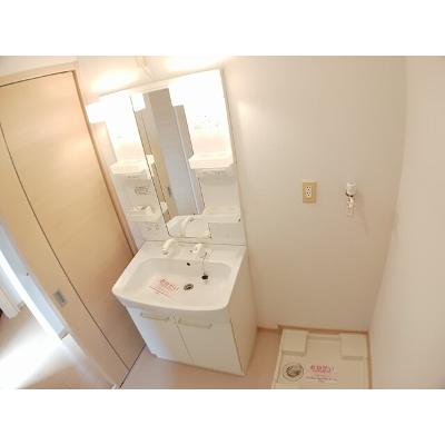 クランベリーハウスさとⅡ 103【管理NO：1-015904302-01030】 ★家具家電は申し込み後に搬入します 2026年08月下旬入居可能の物件画像
