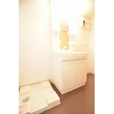 カーサ　エテルノ 101【管理NO：1-017008001-01010】 ★家具家電は申し込み後に搬入します★の物件画像