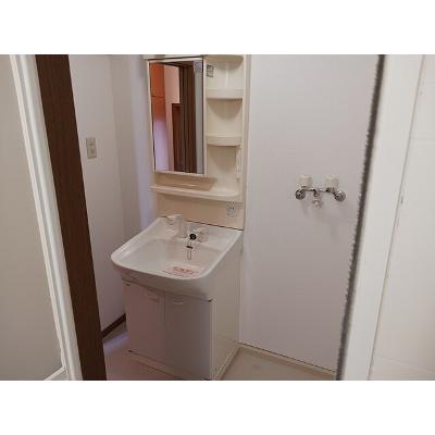 ウィンド　ヒル　Ｂ 103【管理NO：1-011003202-01030】 ★家具家電は申し込み後に搬入します★の物件画像
