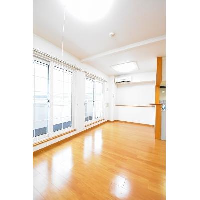 メゾンエレガント 205【管理NO：1-014510401-02040】 ★家具家電は申し込み後に搬入します 2026年08月下旬入居可能の物件画像