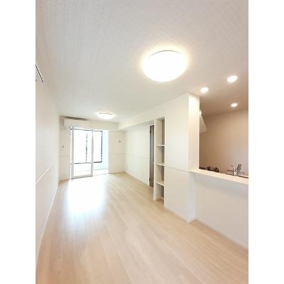 アステローペ 105【管理NO：1-026809501-01050】 ★家具家電は申し込み後に搬入します 2026年08月中旬入居可能の物件画像