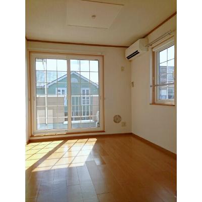 クレストハイツ 203【管理NO：1-009697601-02030】 ★家具家電は申し込み後に搬入します 2026年07月下旬入居可能の物件画像