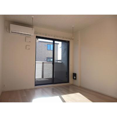 ブリランテ　Ⅲ 102【管理NO：1-027653103-01020】 ★家具家電は申し込み後に搬入します 2026年08月下旬入居可能の物件画像