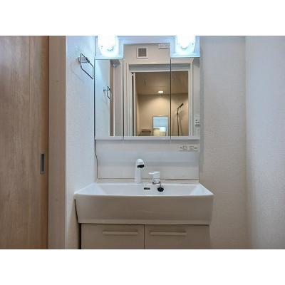 ブリランテ　Ⅲ 102【管理NO：1-027653103-01020】 ★家具家電は申し込み後に搬入します 2026年08月下旬入居可能の物件画像