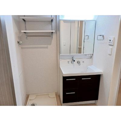 レヴァータ 103【管理NO：1-027490901-01030】 ★家具家電は申し込み後に搬入します★の物件画像
