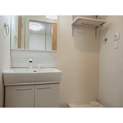 プラン　デ　エピ 102【管理NO：1-026805001-01020】 ★家具家電は申し込み後に搬入します 2026年08月上旬入居可能の物件画像