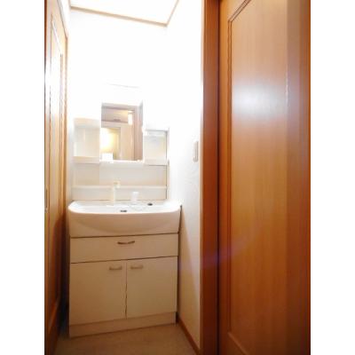 カン・カーロ　Ⅰ 104【管理NO：1-013615401-01040】 ★家具家電は申し込み後に搬入します 2026年08月中旬入居可能の物件画像