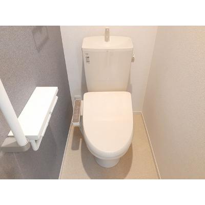 オランジェリー 102【管理NO：1-026793202-01020】 ★家具家電は申し込み後に搬入します★ ★2026年08月中旬入居可能★の物件画像