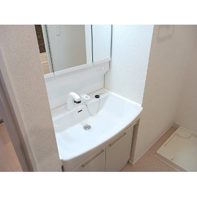 クイーンハウスⅡ　Ｂ棟 105【管理NO：1-024975001-01050】 ★家具家電は申し込み後に搬入します★の物件画像