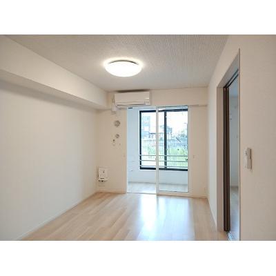 クイーンハウスⅡ　Ｂ棟 103【管理NO：1-024975001-01030】 ★家具家電は申し込み後に搬入します★の物件画像