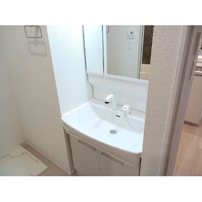 クイーンハウスⅡ　Ｂ棟 103【管理NO：1-024975001-01030】 ★家具家電は申し込み後に搬入します★の物件画像