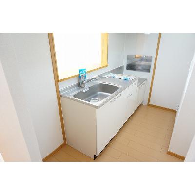 ファミール　Ⅱ 202【管理NO：1-013277101-02020】 ★家具家電は申し込み後に搬入します 2026年08月中旬入居可能の物件画像