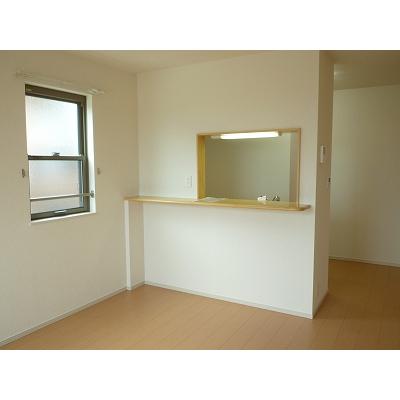エスターテ 201【管理NO：1-019453601-02010】 ★家具家電は申し込み後に搬入します 2026年08月下旬入居可能の物件画像