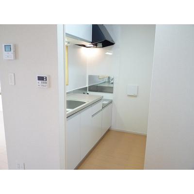 エスターテ 201【管理NO：1-019453601-02010】 ★家具家電は申し込み後に搬入します 2026年08月下旬入居可能の物件画像