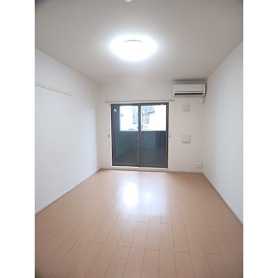 ソフィア 103【管理NO：1-021133301-01030】 ★家具家電は申し込み後に搬入しますの物件画像