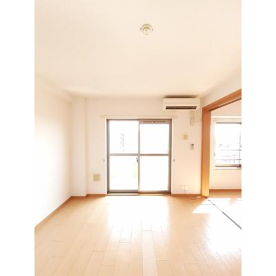 ＥＣＲＵ（エクリュ） 302【管理NO：1-014616001-03020】 ★家具家電は申し込み後に搬入します 2026年08月中旬入居可能の物件画像