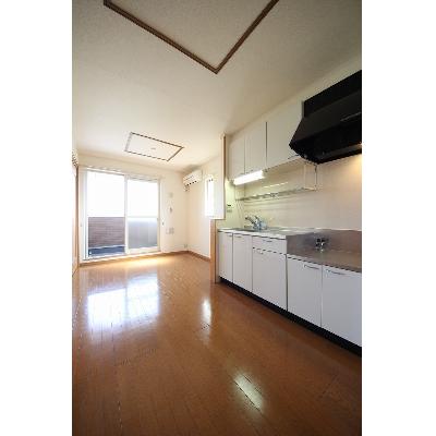 パストラル 201【管理NO：1-013808301-02010】 ★家具家電は申し込み後に搬入します 2026年08月上旬入居可能の物件画像