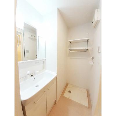 ティモアナⅡ 102【管理NO：1-026307501-01020】 ★家具家電は申し込み後に搬入します 2026年07月上旬入居可能の物件画像