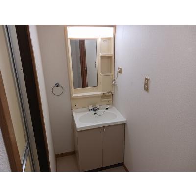 エゾンス 202【管理NO：1-007198101-02020】 ★家具家電は申し込み後に搬入します★の物件画像
