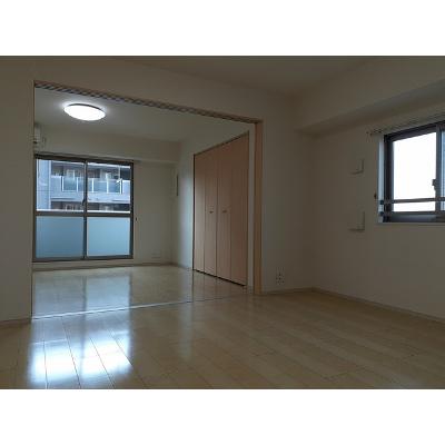 スカイブルーレジデンス横浜 806【管理NO：1-019611301-08060】 ★家具家電は申し込み後に搬入します★の物件画像