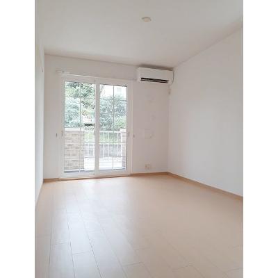リバーサイド．マキ 101【管理NO：1-015050901-01010】 ★家具家電は申し込み後に搬入します 2026年08月中旬入居可能の物件画像
