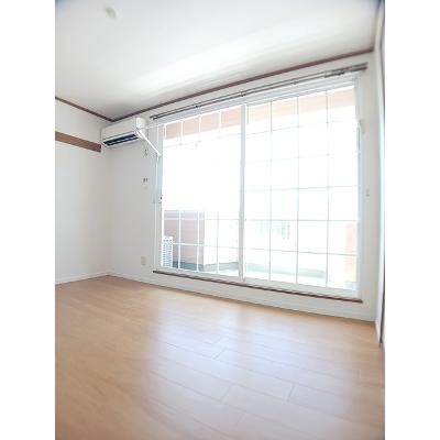 プリムヴェール 203【管理NO：1-010416101-02030】 ★家具家電は申し込み後に搬入します★の物件画像