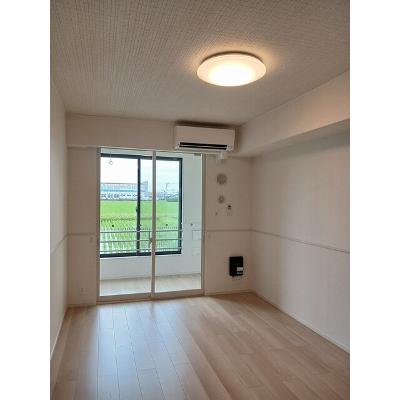 エルフォルク・スカイⅡ 103【管理NO：1-028012601-01030】 ★家具家電は申し込み後に搬入します★の物件画像