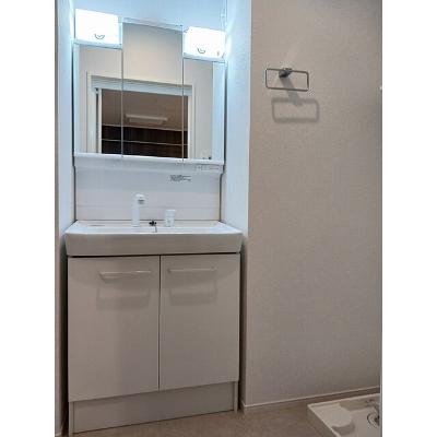 エルフォルク・スカイⅡ 103【管理NO：1-028012601-01030】 ★家具家電は申し込み後に搬入します★の物件画像