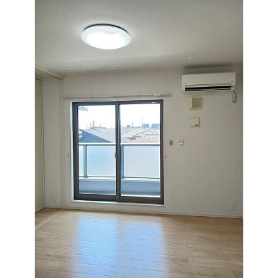 ラ・ティルス 303【管理NO：1-023371901-03030】 ★家具家電は申し込み後に搬入します 2026年07月中旬入居可能の物件画像
