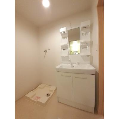 プラウド 201【管理NO：1-019845201-02010】 ★家具家電は申し込み後に搬入します 2026年08月下旬入居可能の物件画像