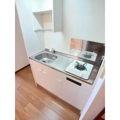 フィオーレ 202【管理NO：1-012033001-02020】 ★家具家電は申し込み後に搬入します★の物件画像