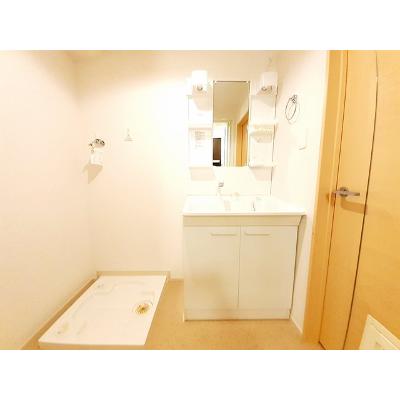 アン・リジェール・サウス 201【管理NO：1-020317501-02010】 ★家具家電は申し込み後に搬入します 2026年08月下旬入居可能の物件画像