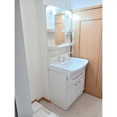 メゾン　フルール 201【管理NO：1-015085601-02010】 ★家具家電は申し込み後に搬入します★の物件画像