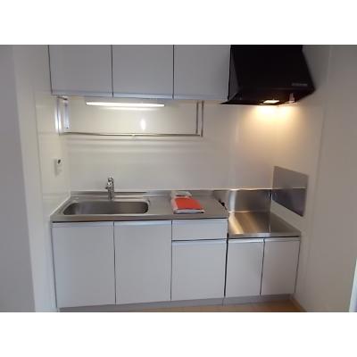 モンパレＳーⅢ 101【管理NO：1-016583501-01010】 ★家具家電は申し込み後に搬入します★の物件画像