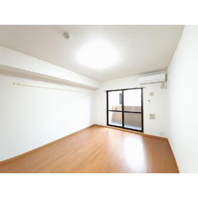 グラン　ベイベリー 203【管理NO：1-014584701-02030】 ★家具家電は申し込み後に搬入します 2026年08月中旬入居可能の物件画像