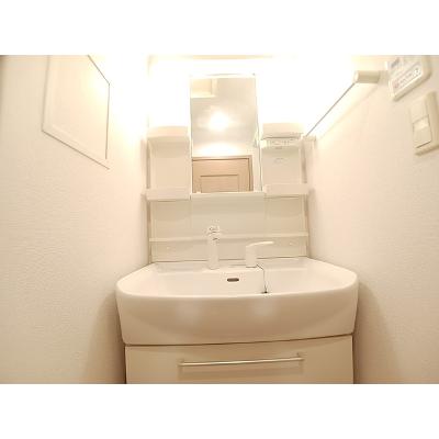 バ－ミィ・アンジュ 201【管理NO：1-014339101-02010】 ★家具家電は申し込み後に搬入します★の物件画像